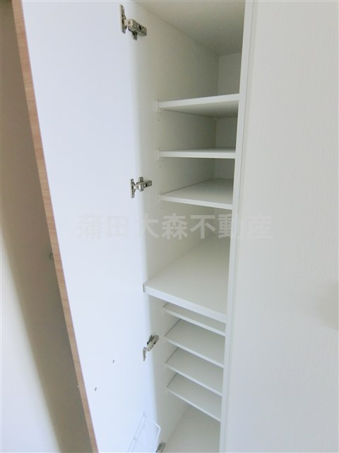 ECREDE蒲田EASTの収納|玄関収納