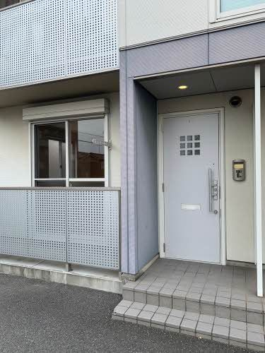 スカイメゾン １２番館のエントランス