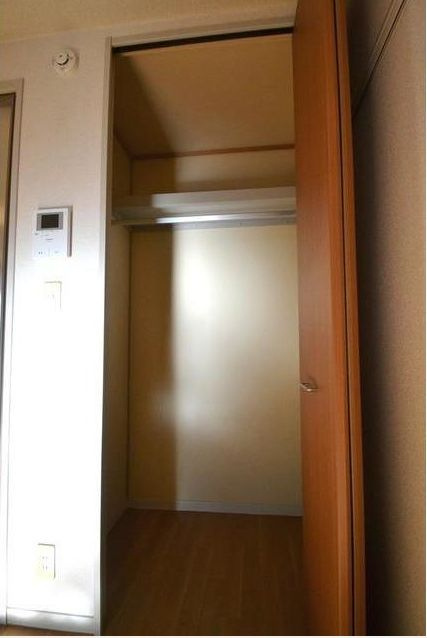 トーマ目白中落合（TOHMA目白中落合）の収納|クローゼットつきです☆