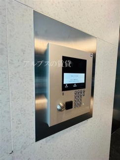 【エントランス】 | GRAN PASEO横濱関内PREMIUM