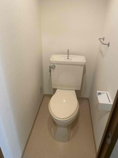 【トイレ】 | 第三ドムール長居 | 綺麗で落ち着くトイレです。