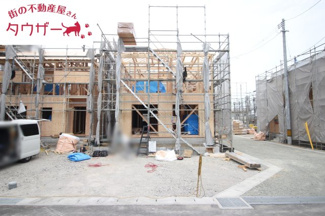 【駐車場】 | 開成小学校・郡山第一中学校区　GRADLE GAEDEN 郡山市大槻町　第３８　全９棟　８号棟 | 駐車スペース３～４台可能です！　外水道もついていますので洗車に便利です♪
