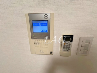 【設備】 | レオンコンフォート西新橋 | モニター付きインターホンです。