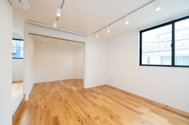 Recorrido Nakanoshinbashi 302号室の居間・リビング