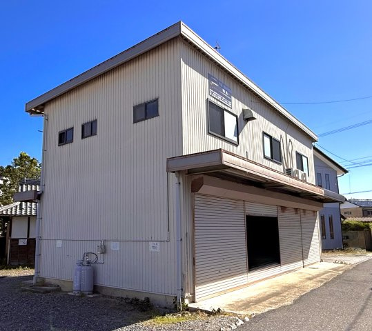 ガレージハウス神戸町の外観
