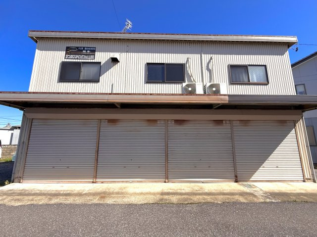 ガレージハウス神戸町の外観