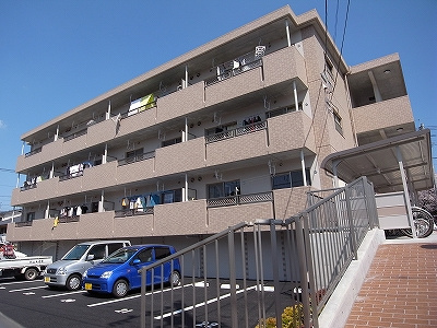 プロムロードの外観