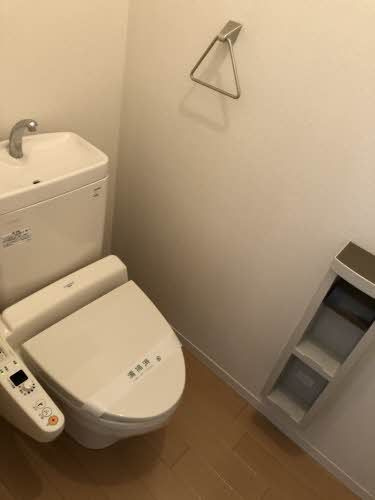 グランラシュレ Ｂ棟のトイレ