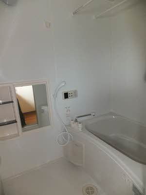 Ｊ－ｈｏｕｓｅの浴室