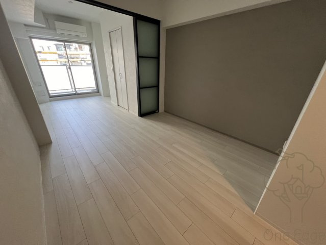 アーバネックス梅田中崎町IIの居間・リビング
