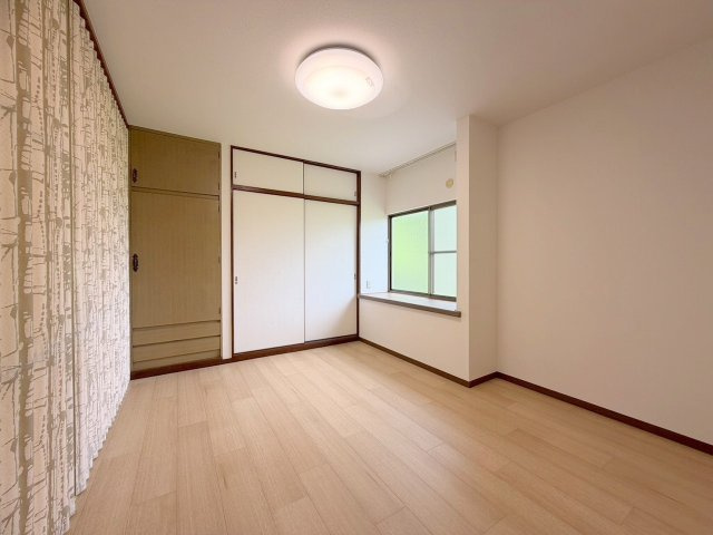 呉市焼山此原町の一戸建ての居間・リビング