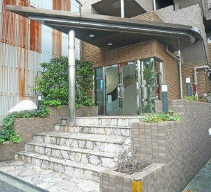 パークウェル下北沢のエントランス