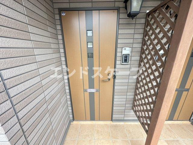ヴェルデ・Ⅰの玄関|高崎、前橋のお部屋探しはエンドスケープまで！お客様の理想お聞かせ下さい♪