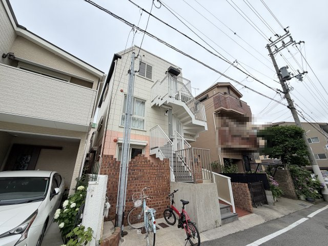 六甲ハイツの外観