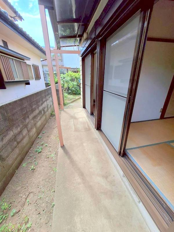 ハローハイツのバルコニー