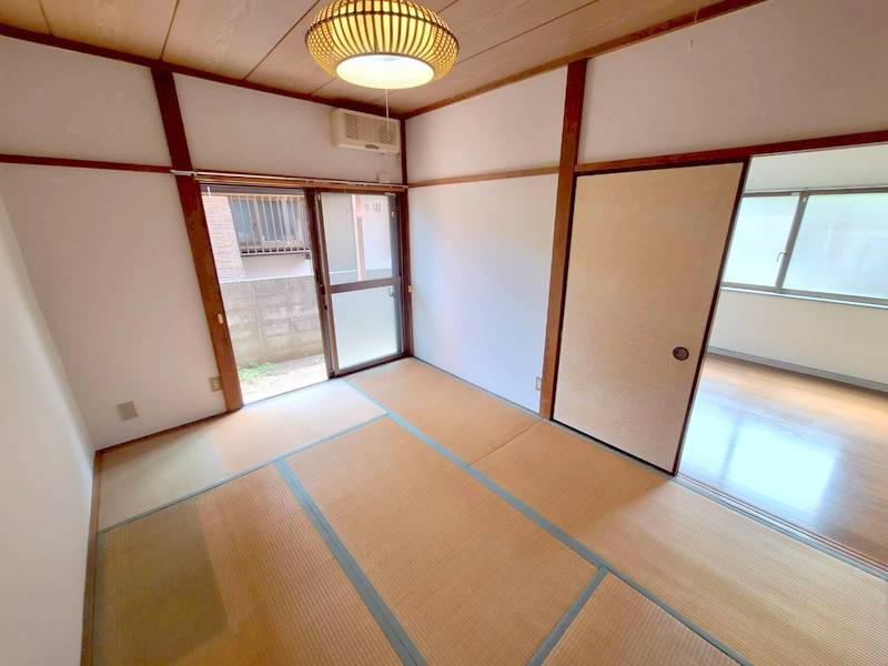 ハローハイツの和室