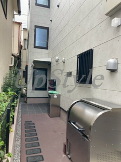 【エントランス】