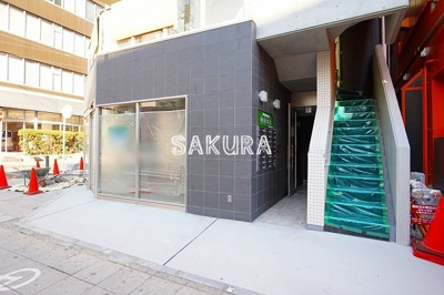 【その他共用部分】 | 横浜翠葉BuildingⅠ | 外出の多い方でも安心の宅配ボックス付き♪