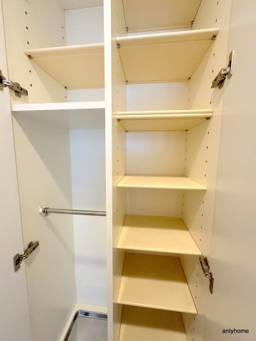 ユーレジデンス淀屋橋　仲介手数料無料の収納