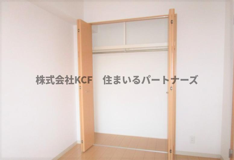 浜武シティビルの収納|こまごまとしたものを収納できそうですね