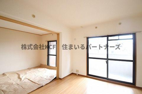 ルミエール合川の省エネ性能ラベル|こちらの居間で趣味の時間をお楽しみください