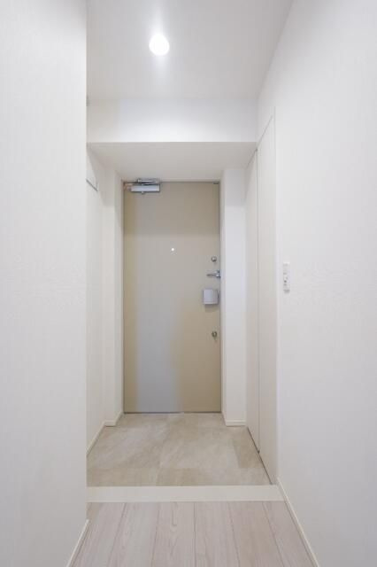 ドゥーエ日暮里Ⅲの玄関