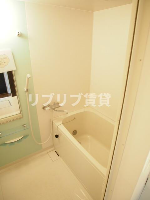 リヴェール星久喜の浴室