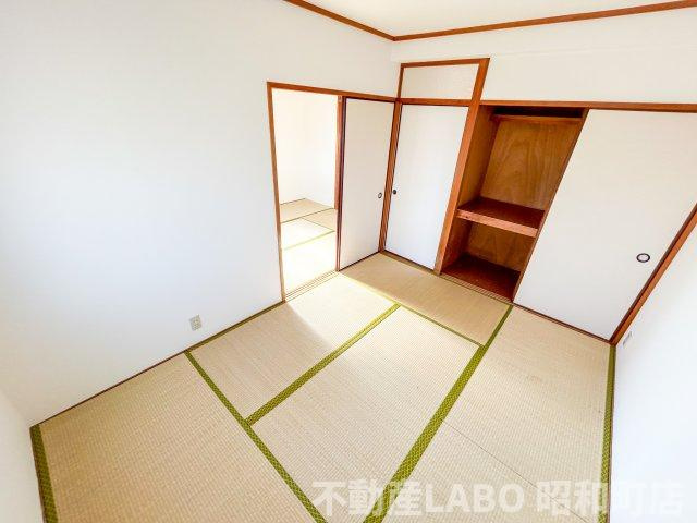メゾン北田辺の和室