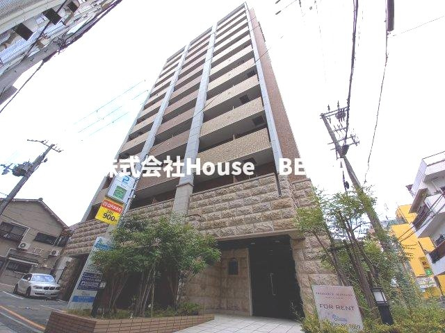 プレサンス三宮ルミネスの外観