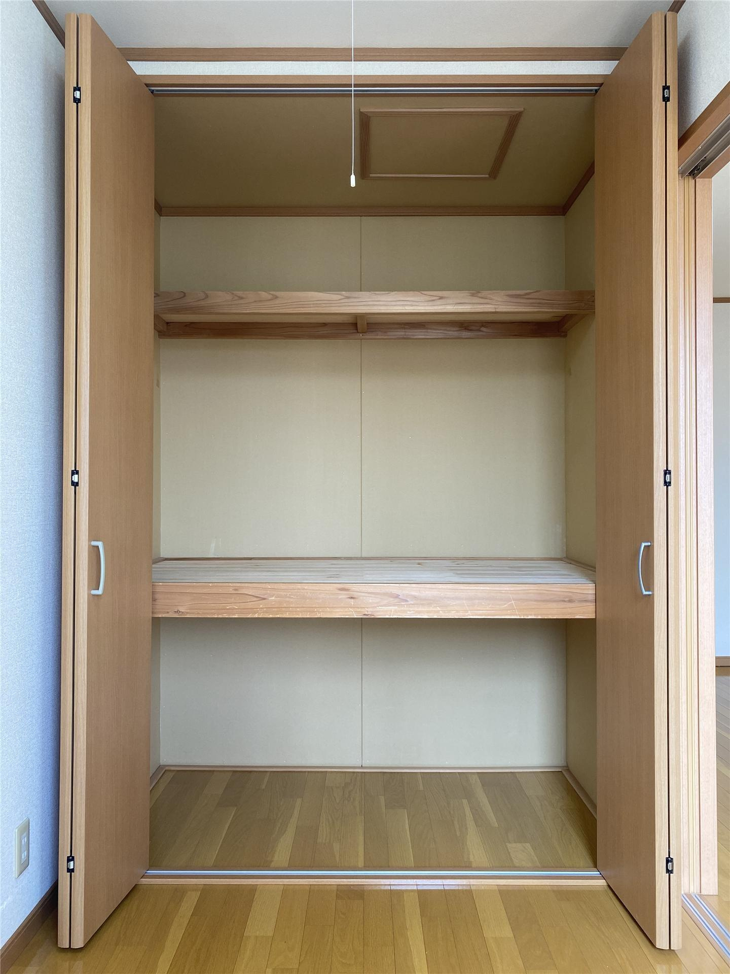 ＡＫハイムの収納|洋室3帖収納※実際の色や建具は異なります。