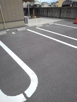 【駐車場】 | ネオリリーＡ