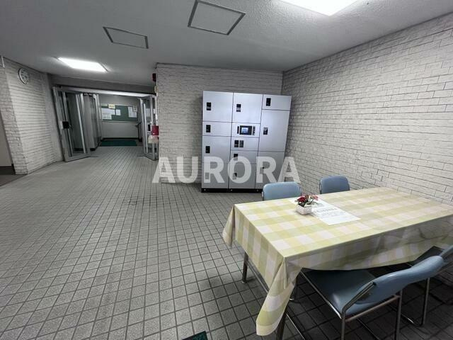 湯島武蔵野マンションのエントランス
