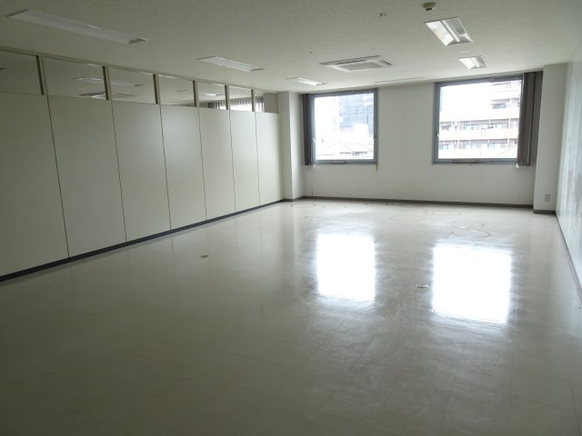 CUBE大垣ビルの内装