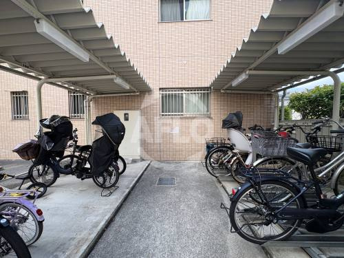 サンテ・文の里ハイム　常盤小学校区のその他共用部分|サンテ・文の里ハイム　自転車置き場
