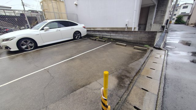 シェトワ大石の駐車場