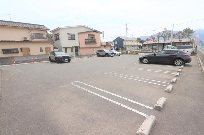 アルカサールの駐車場