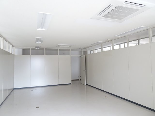 CUBE大垣ビルの内装