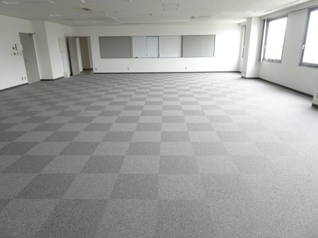 CUBE大垣ビルの内装