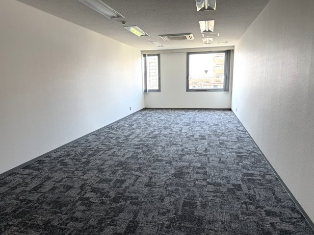 CUBE大垣ビルの内装