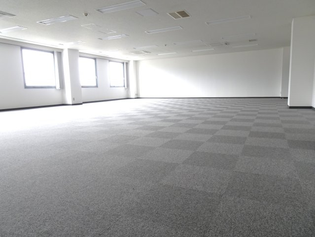 CUBE大垣ビルの内装