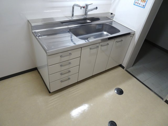 CUBE大垣ビルのキッチン