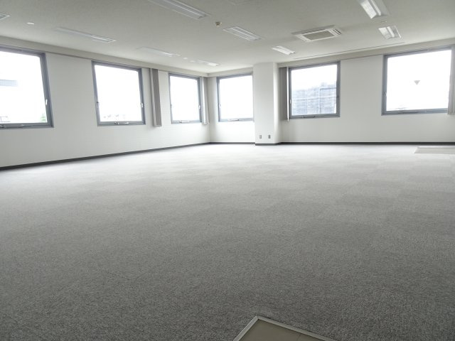 CUBE大垣ビルの内装