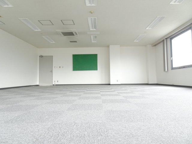 CUBE大垣ビルの内装