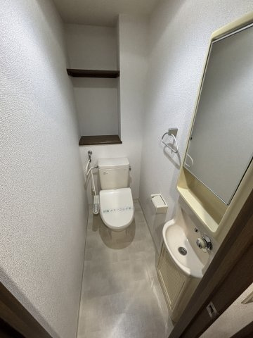 ブリリアンクラス南８条のトイレ