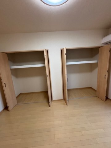 サンシャルマンの内装
