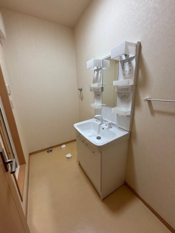 サンシャルマンの洗面所