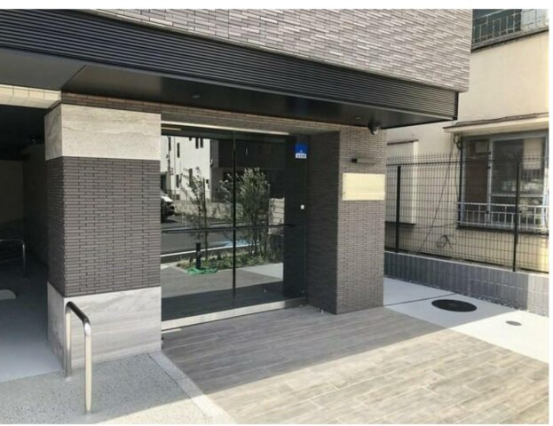 【エントランス】