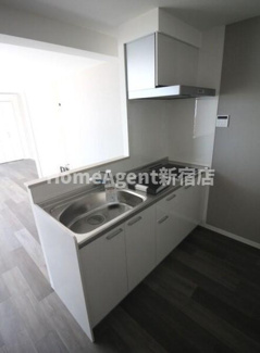 【キッチン】 | THE UNDERZ SUITE RESIDENCE