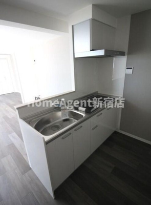 【キッチン】 | THE UNDERZ SUITE RESIDENCE