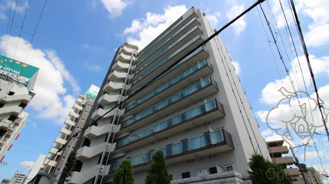 NORTH VILLAGE BIRTH PLACE 本館の外観